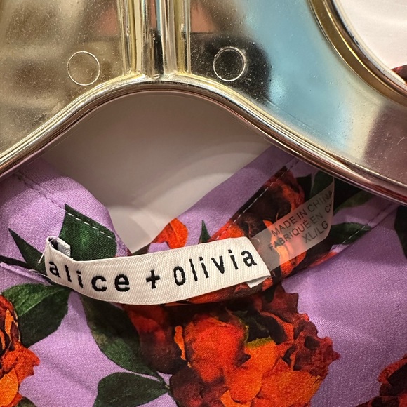 Alice + Olivia silk button up blouse - Picture 3 of 5